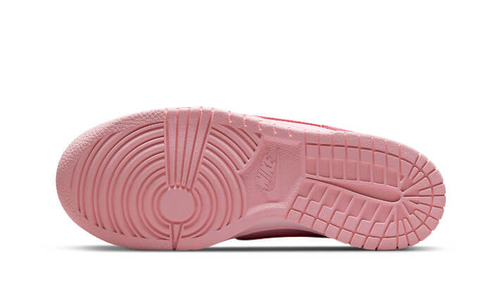 nike-dunk-low-triple-pink3