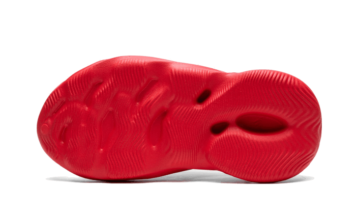 adidas-yeezy-foam-rnnr-vermillion4