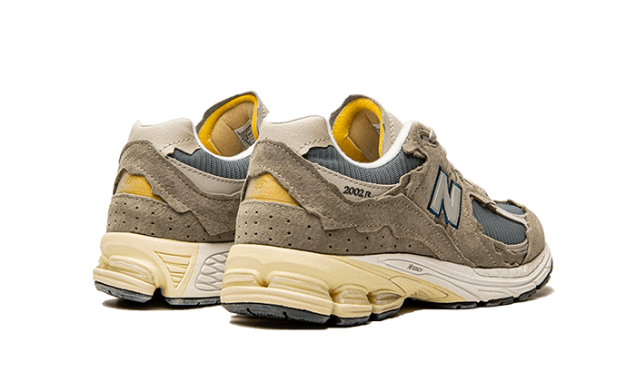 new-balance-2002r-protection-pack-mirage-grey3