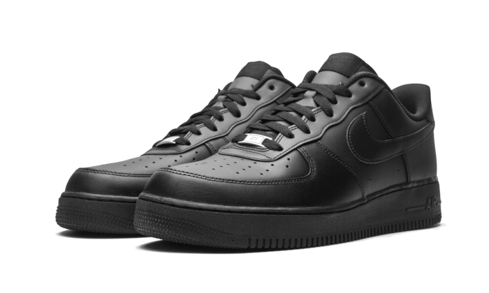 nike-air-force-1-low-07-triple-black2