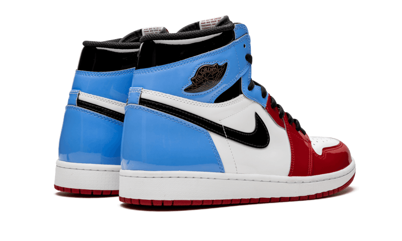 nike-air-jordan-1-retro-high-og-fearless3