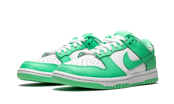 nike-dunk-low-green-glow2