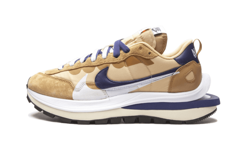 nike-vaporwaffle-sacai-tan-navy1